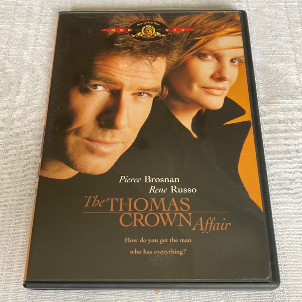 🎬PRICING🎬 The Thomas Crown Affair DVD with Pierce Brosnan & Rene Russo